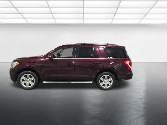 Used 2020 Ford Expedition XLT w/ Equipment Group 202A AWD/4WD image 8