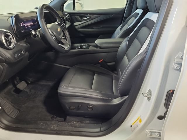 Used 2024 Chevrolet Blazer EV LT AWD/4WD image 17