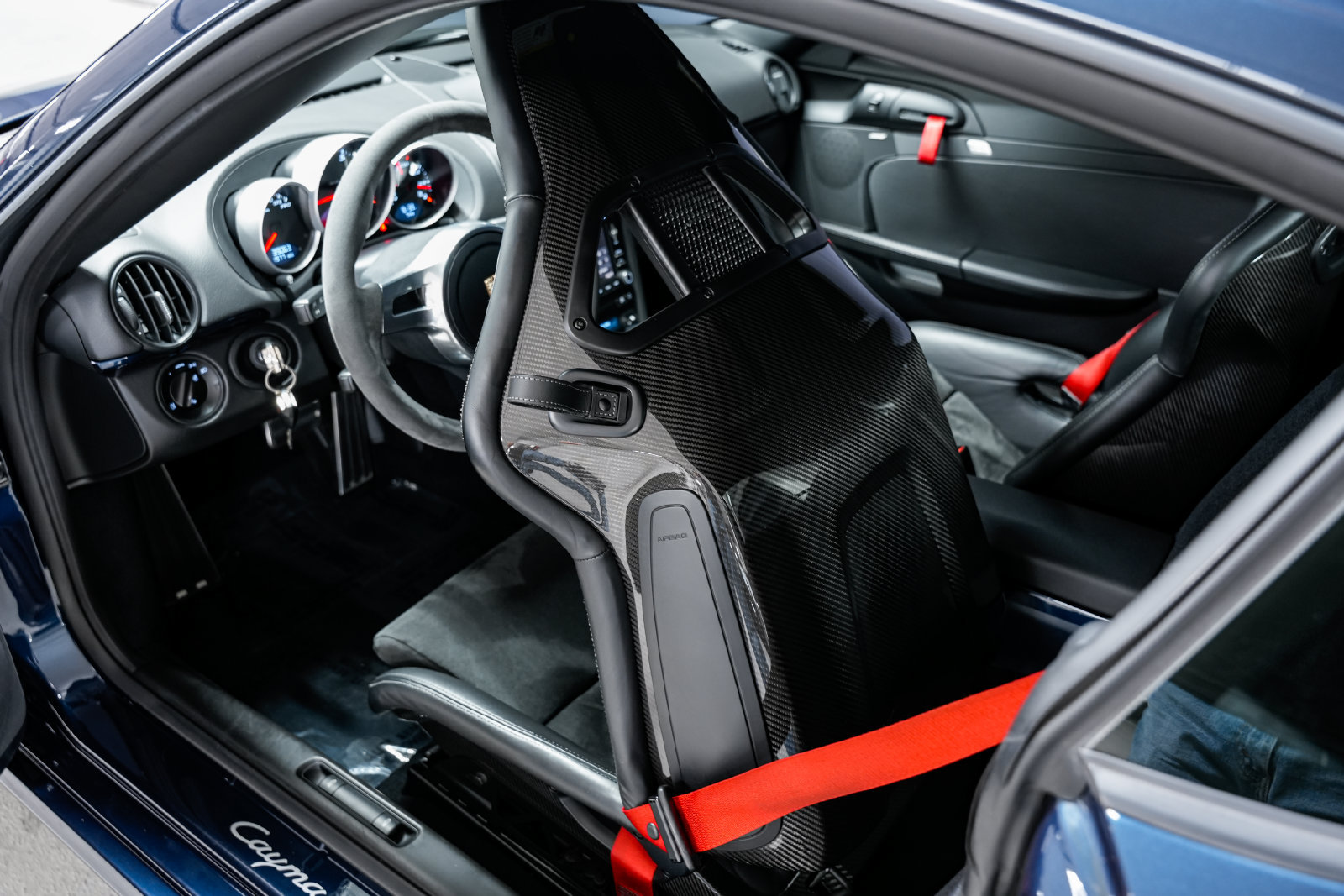 Used 2012 Porsche Cayman R RWD image 19