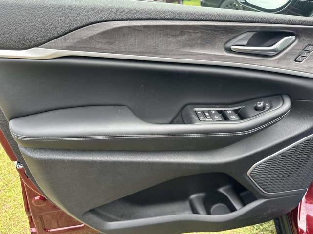 New 2026 Jeep Grand Cherokee L Limited RWD image 37