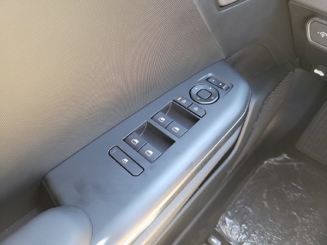 New 2026 Kia K4 FWD image 25