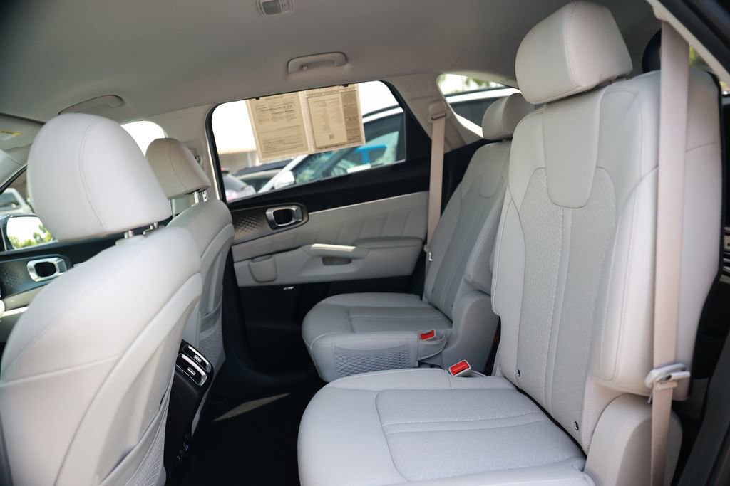 Used 2023 Kia Sorento SX Prestige AWD/4WD image 32
