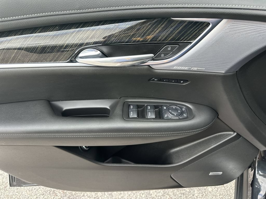 Certified 2023 Cadillac XT6 Premium Luxury w/ Technology Package FWD image 24