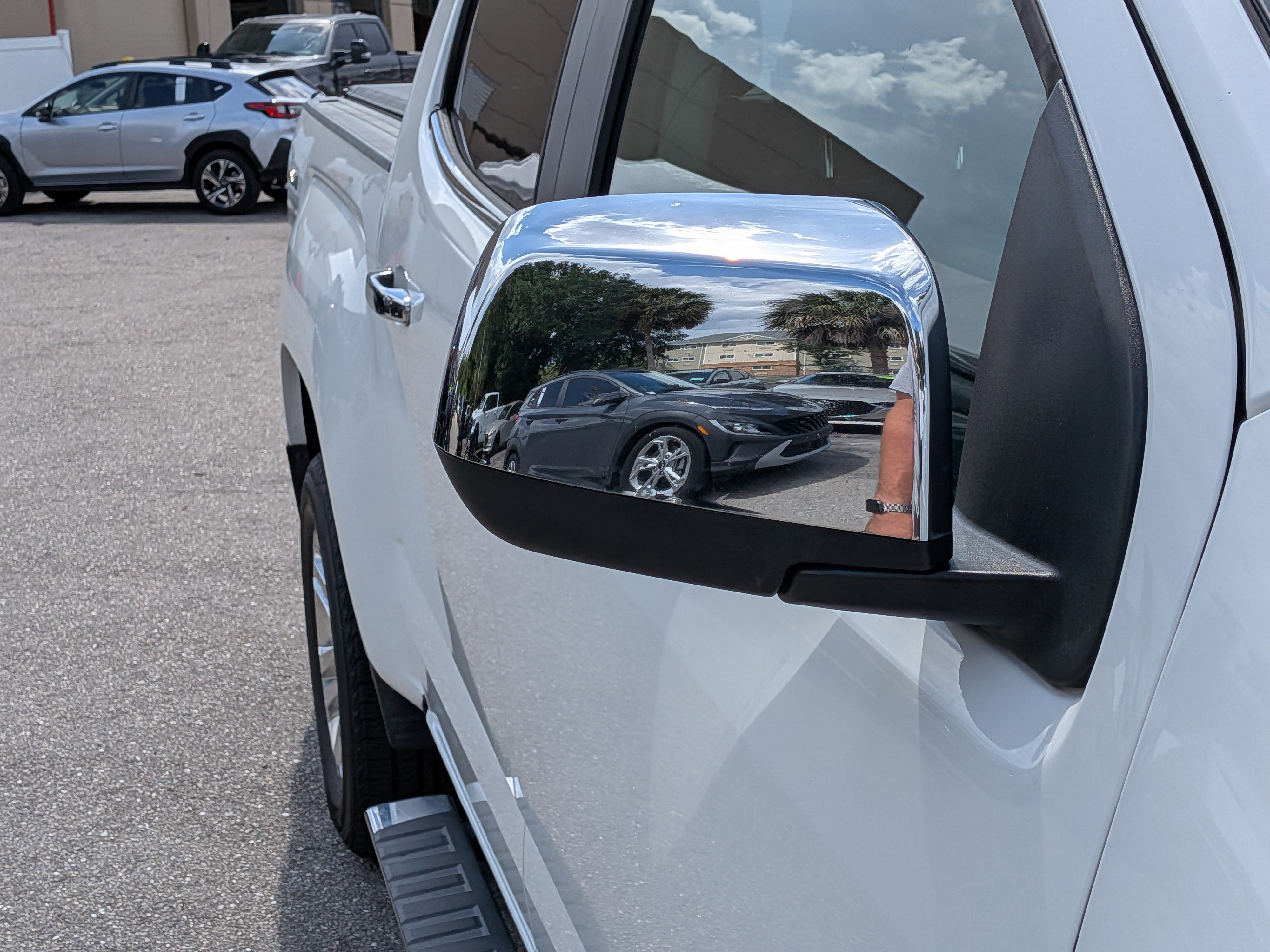 Used 2016 GMC Canyon SLT w/ Driver Alert Package image 12