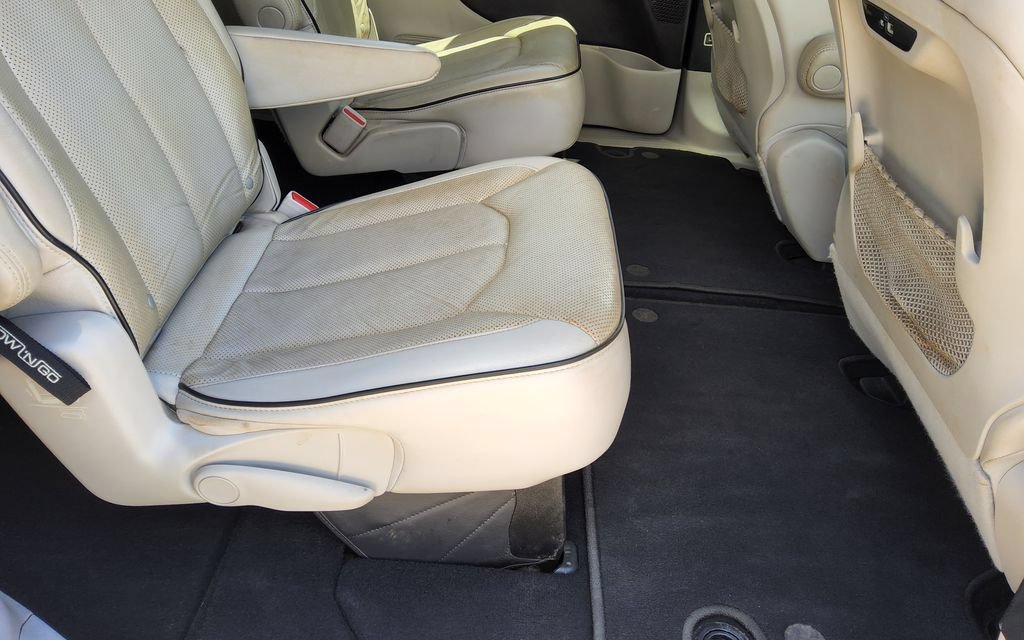 Used 2021 Chrysler Pacifica Limited w/ Premium & Safety Sphere Group AWD/4WD image 42