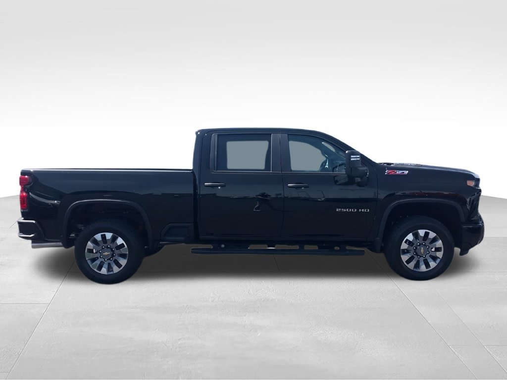New 2026 Chevrolet Silverado 2500 Custom w/ Custom Value Package AWD/4WD image 9