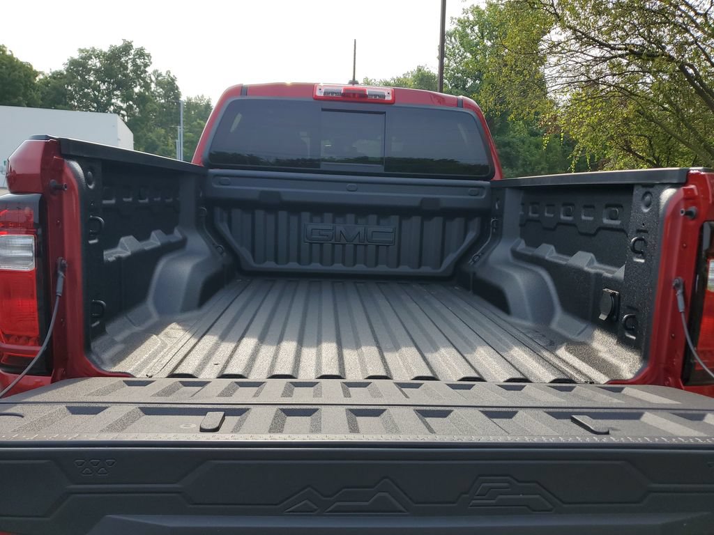 New 2026 GMC Canyon Elevation w/ Convenience Package AWD/4WD image 9