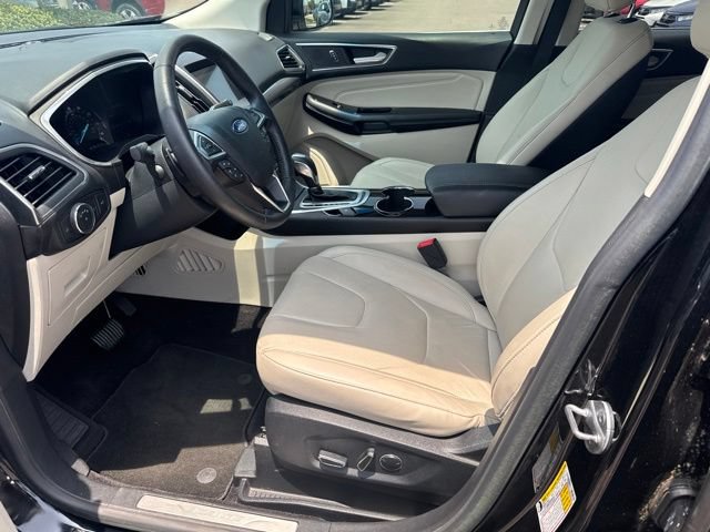 Used 2016 Ford Edge Titanium w/ Equipment Group 301A FWD image 57