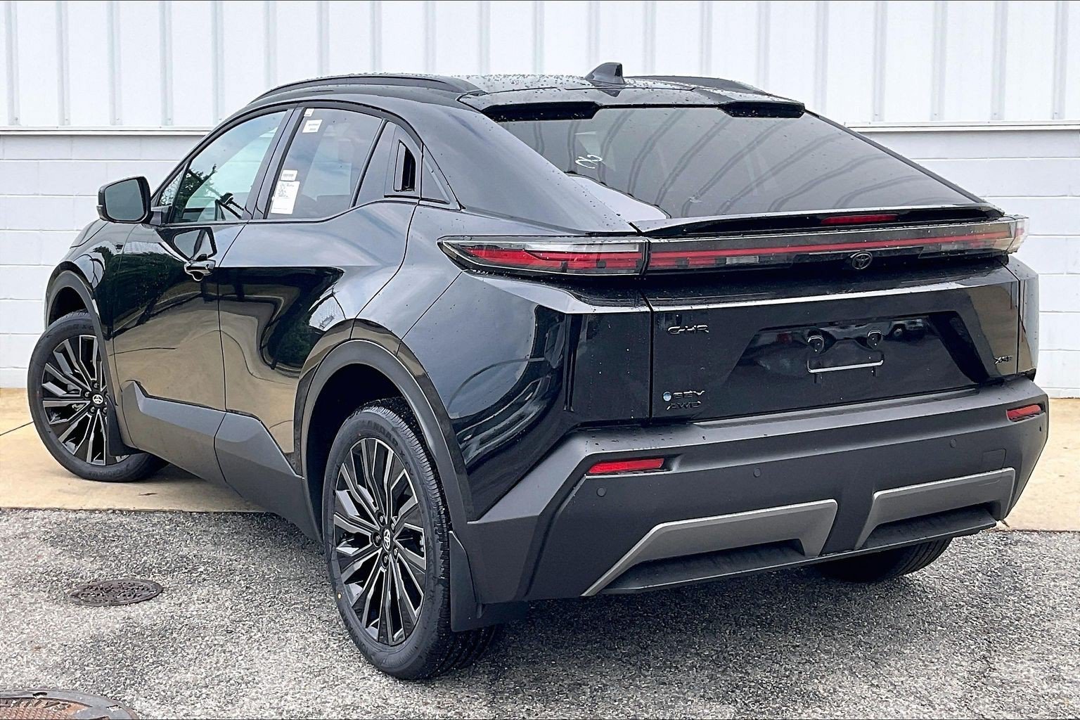New 2026 Toyota C-HR AWD/4WD image 3