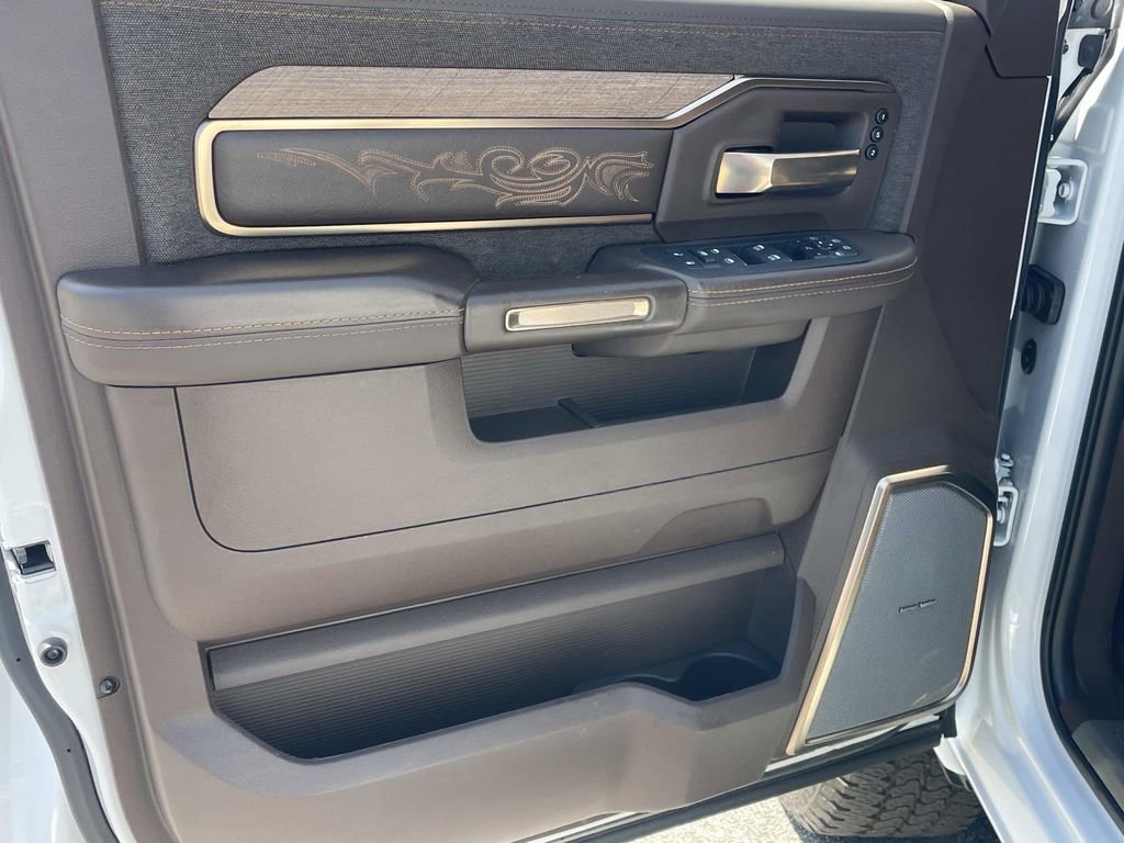 Used 2025 RAM 2500 Limited image 15
