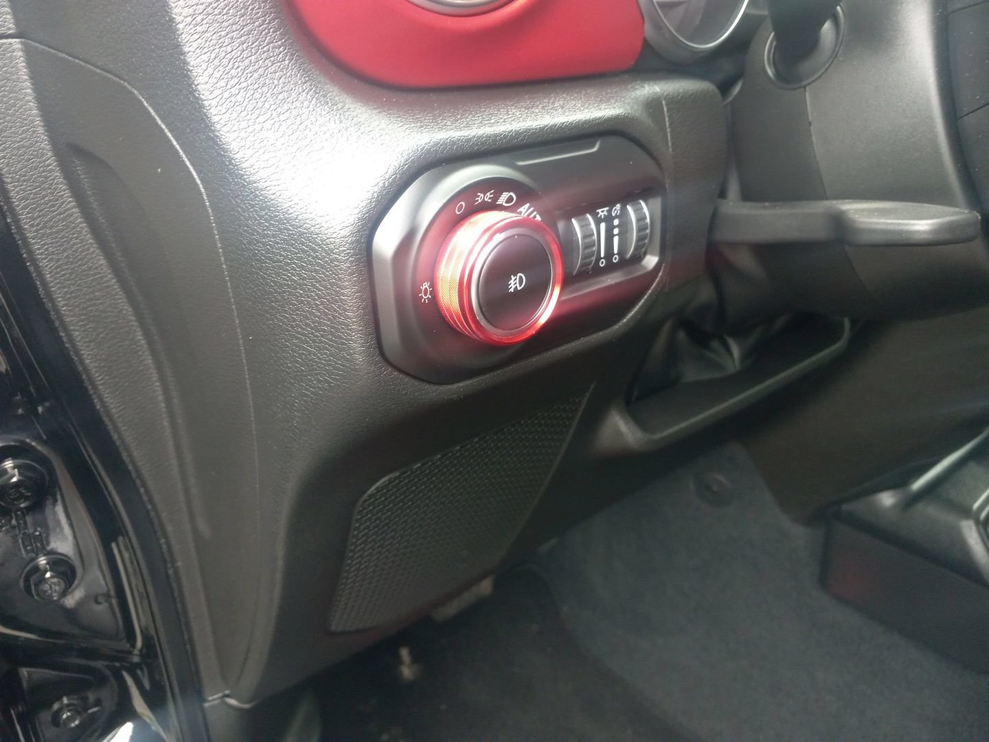 Used 2022 Jeep Wrangler Rubicon w/ LED Lighting Group AWD/4WD image 20
