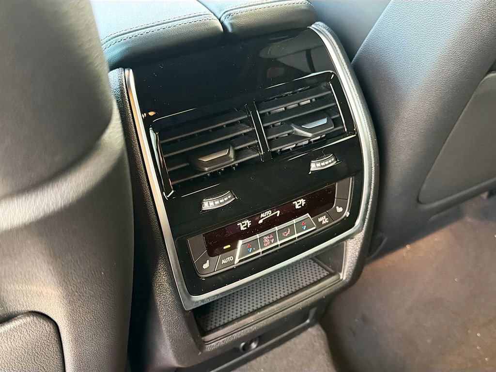 Used 2026 BMW X6 M60i image 20