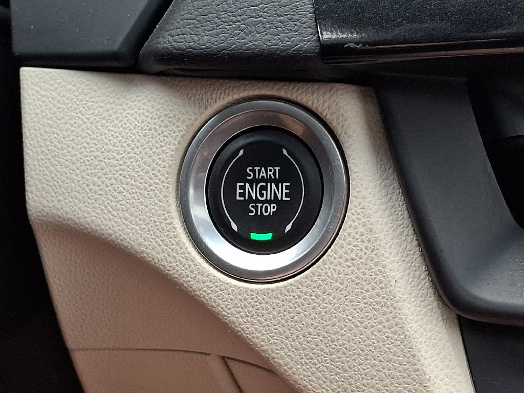 Certified 2023 Cadillac CT4 Luxury w/ Sun And Sound Package AWD/4WD image 27