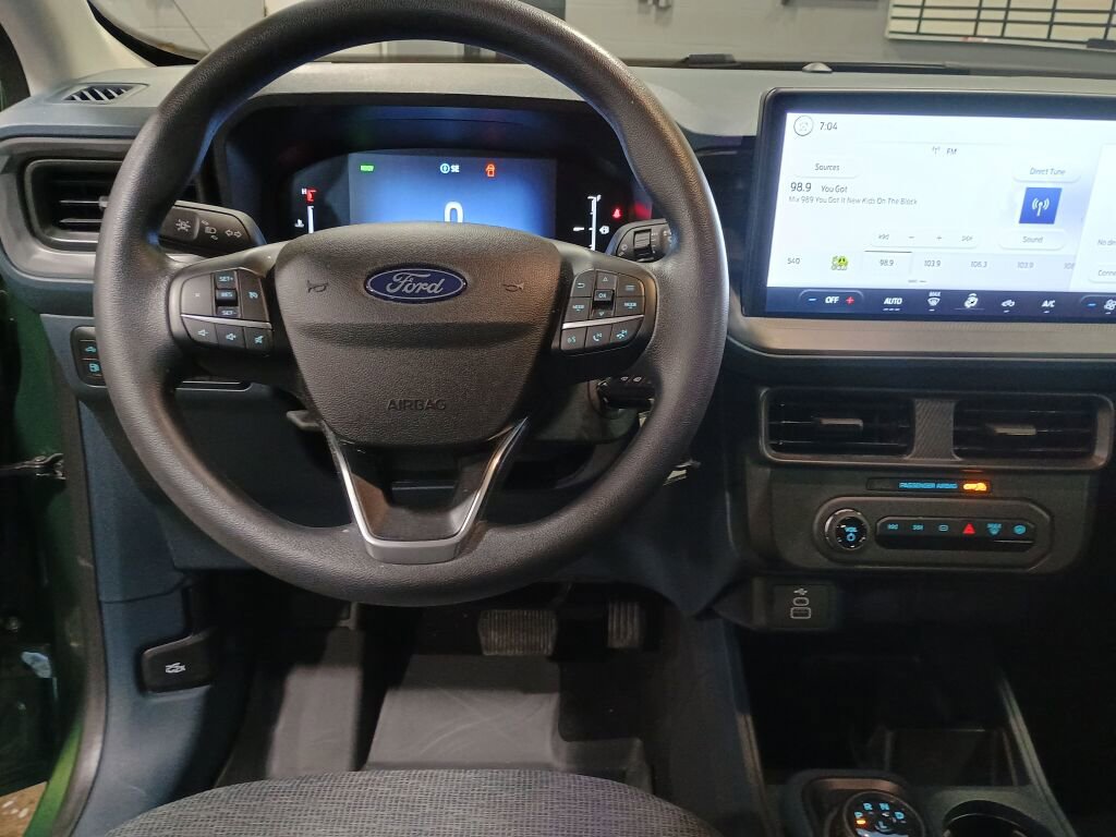 Certified 2025 Ford Maverick XL image 2