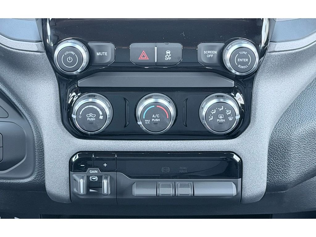 New 2026 RAM 2500 Tradesman w/ Chrome Appearance Group AWD/4WD image 17