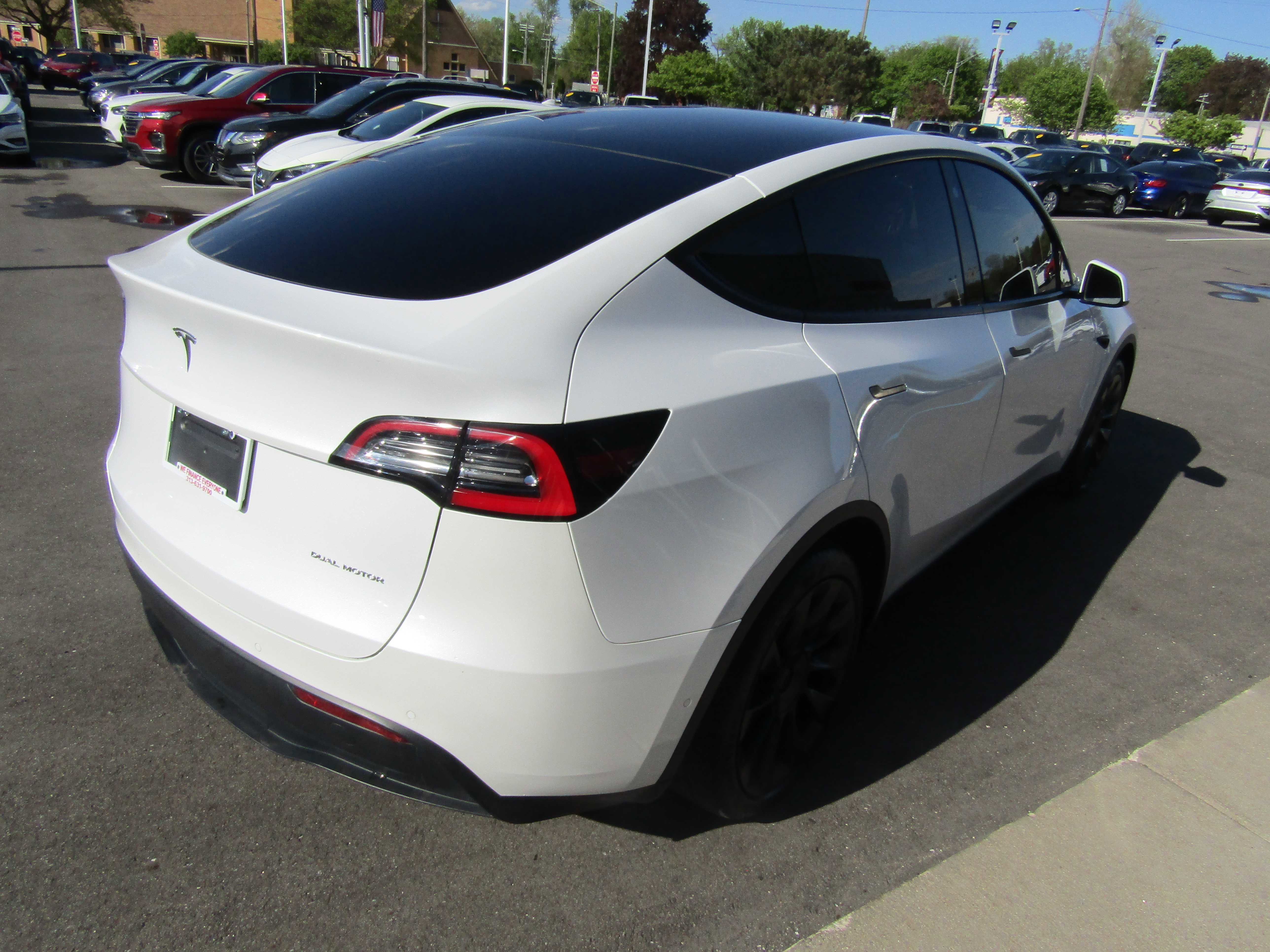 Used 2021 Tesla Model Y Long Range AWD/4WD image 6