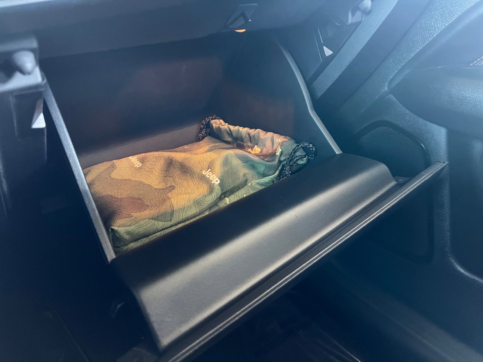 Used 2023 Jeep Compass Trailhawk image 22