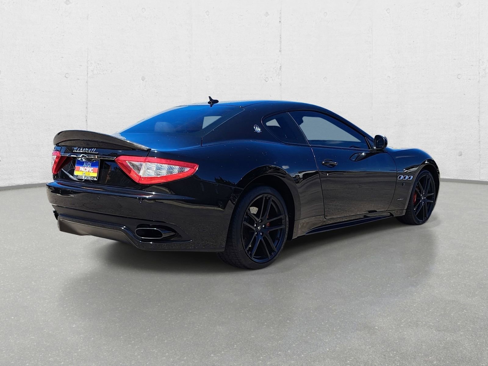 Used 2012 Maserati GranTurismo S RWD image 5