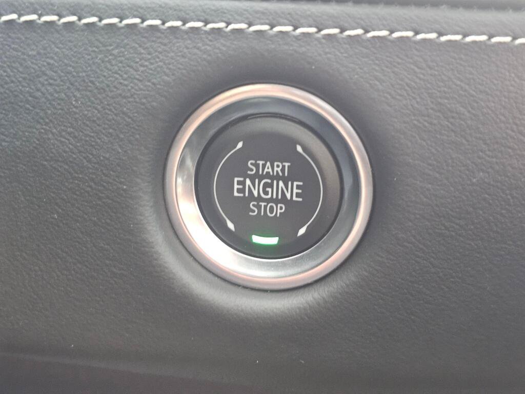 Used 2025 Cadillac Escalade V AWD/4WD image 37