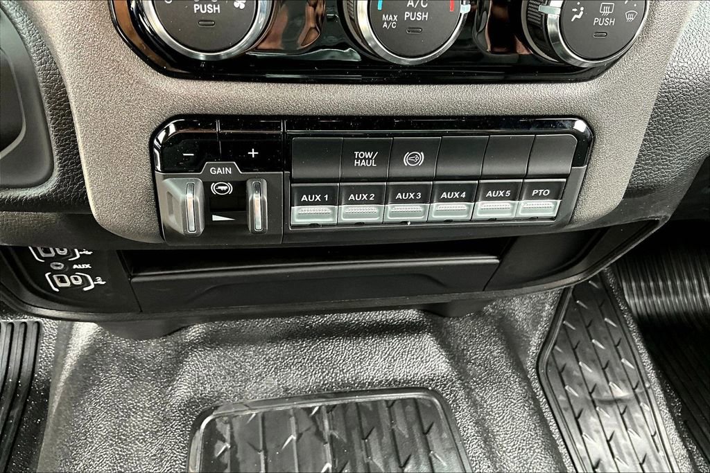 New 2026 RAM 4500 Tradesman AWD/4WD image 34