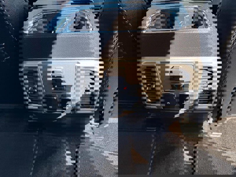 Used 2018 Ford F150 Lariat w/ Equipment Group 502A Luxury image 16