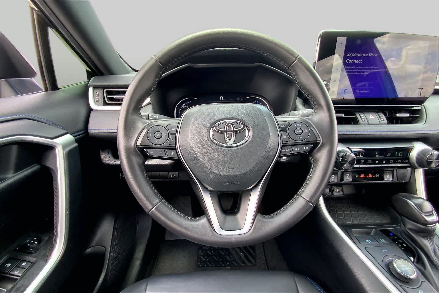 Used 2024 Toyota RAV4 XSE AWD/4WD image 6