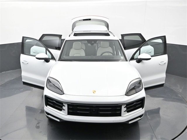 New 2025 Porsche Cayenne E-Hybrid image 27