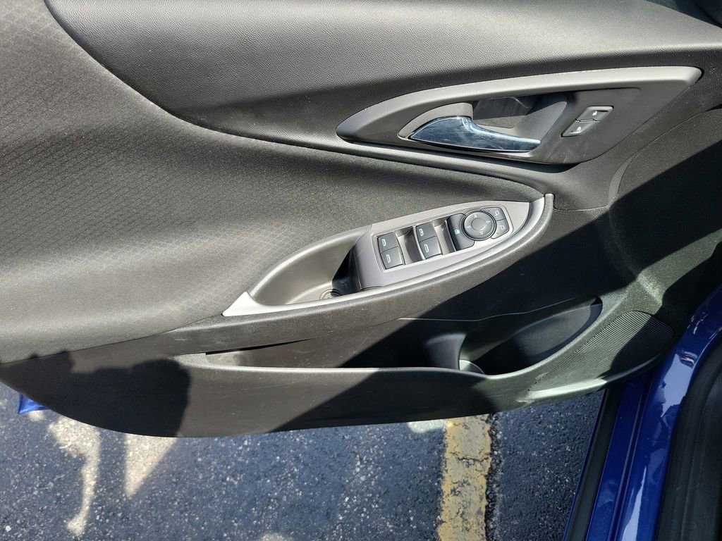 Used 2023 Chevrolet Malibu LT FWD image 21