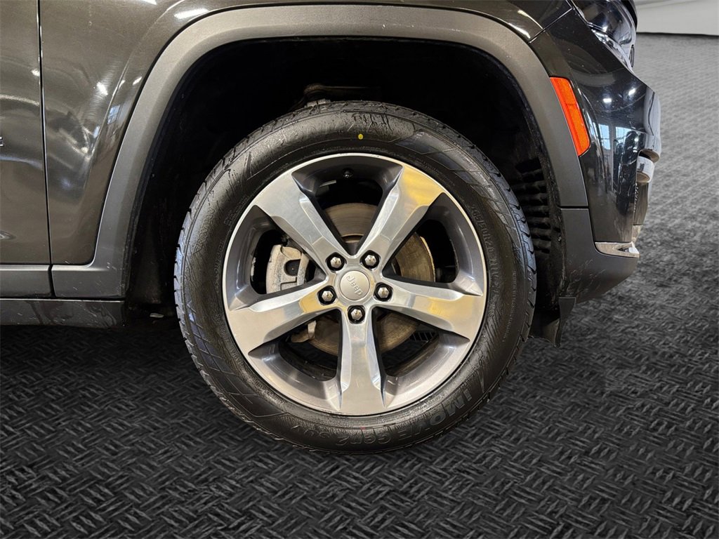 Used 2022 Jeep Grand Cherokee L Limited image 11
