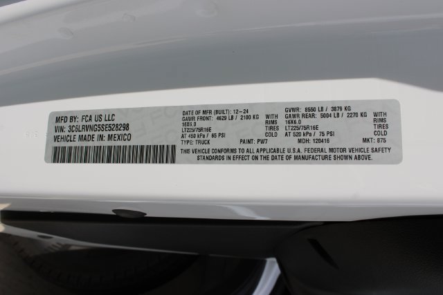 Used 2025 RAM ProMaster 1500 w/ Convenience Group FWD image 35