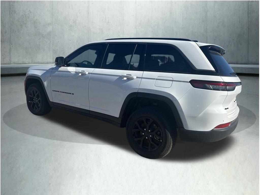 New 2026 Jeep Grand Cherokee Altitude AWD/4WD video 3