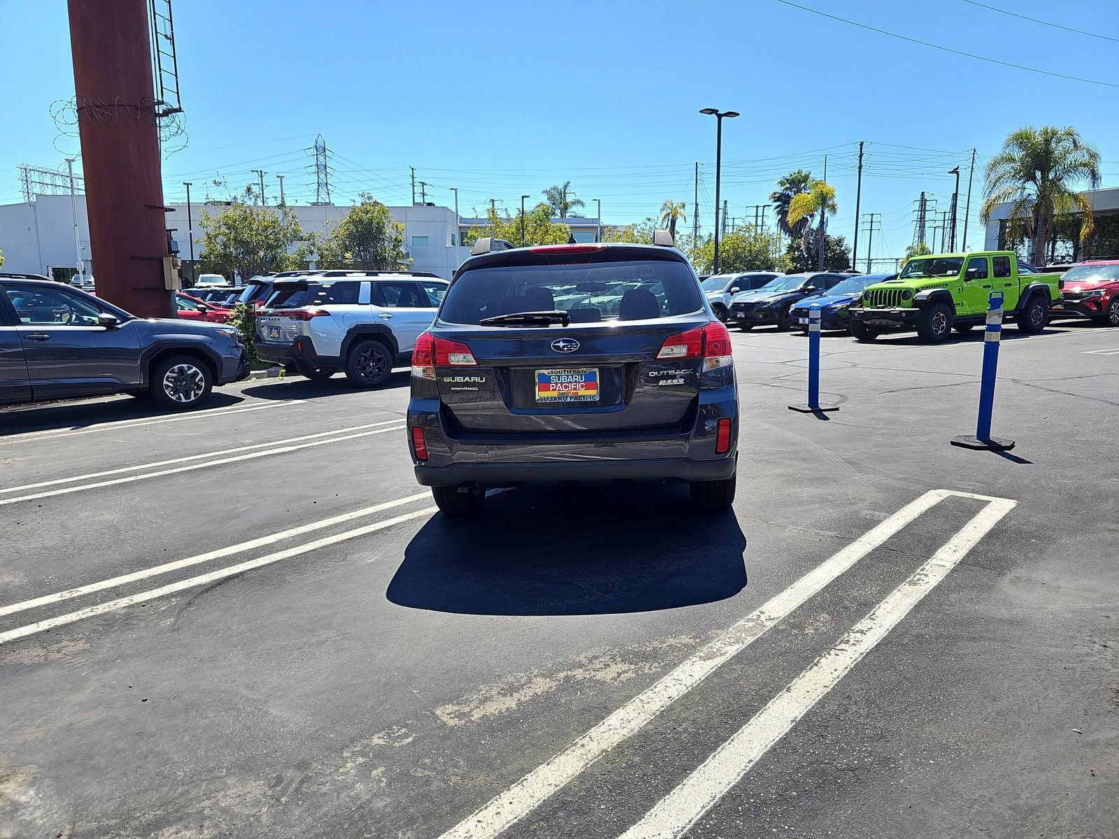 Used 2011 Subaru Outback 2.5i Premium image 6