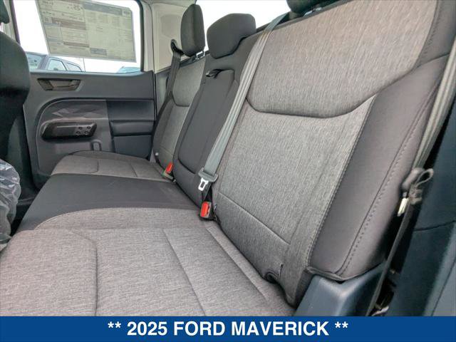 New 2025 Ford Maverick XLT w/ Black Appearance Package image 18