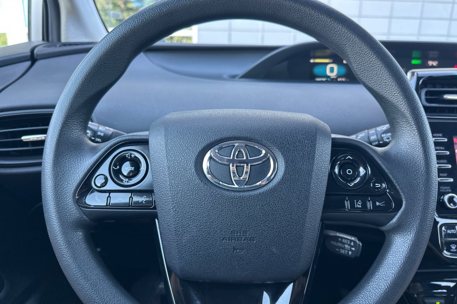 Certified 2021 Toyota Prius LE w/ Carpet Mat Package (TMS) FWD image 22