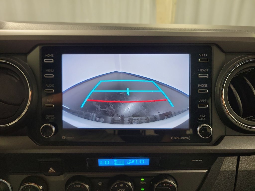 Used 2021 Toyota Tacoma TRD Sport AWD/4WD image 19