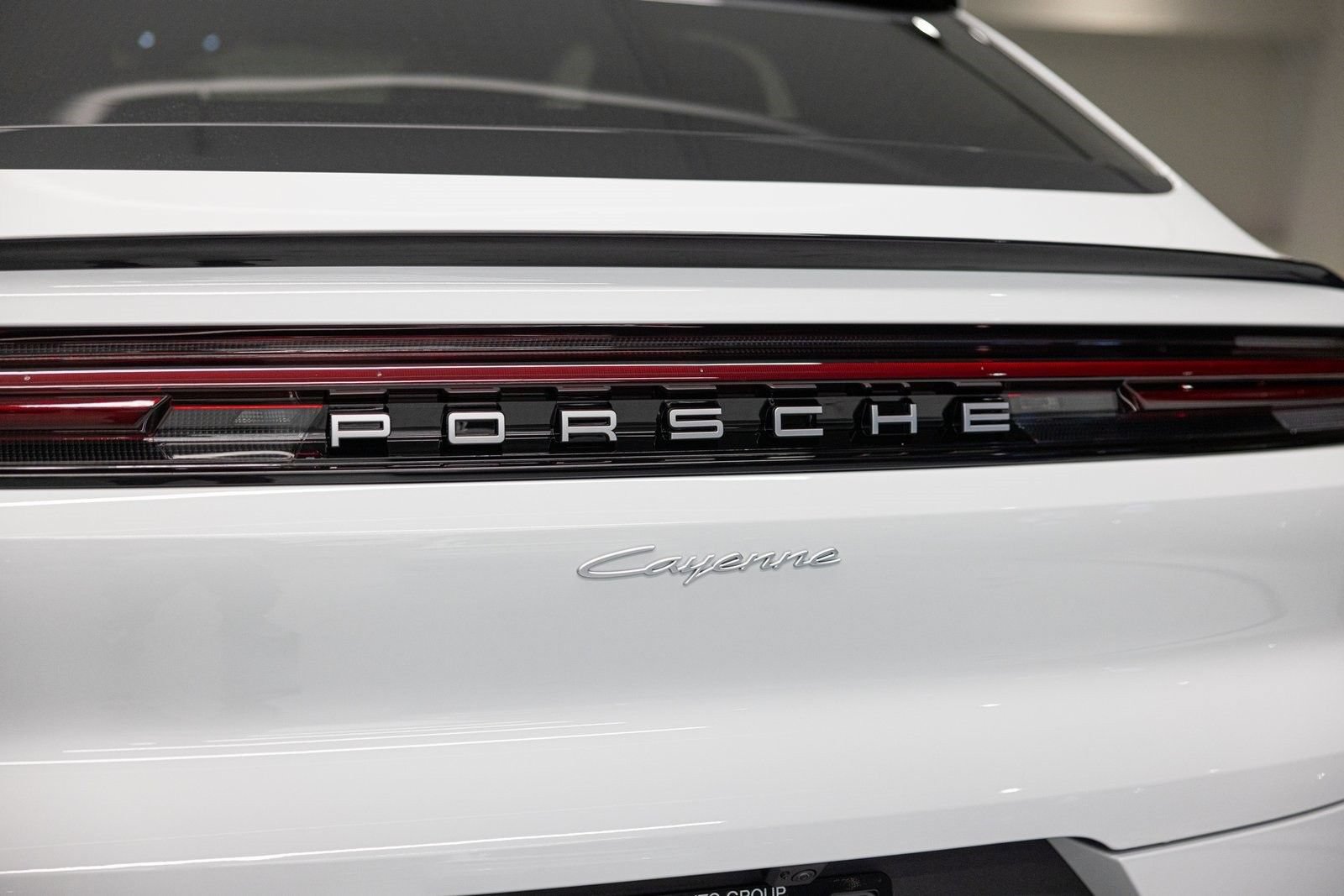 New 2024 Porsche Cayenne Coupe AWD/4WD image 14