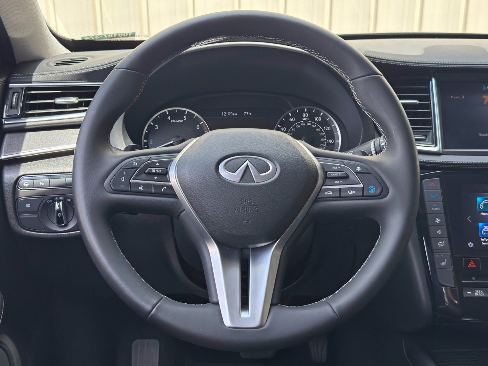 Used 2022 INFINITI QX50 Luxe FWD image 19