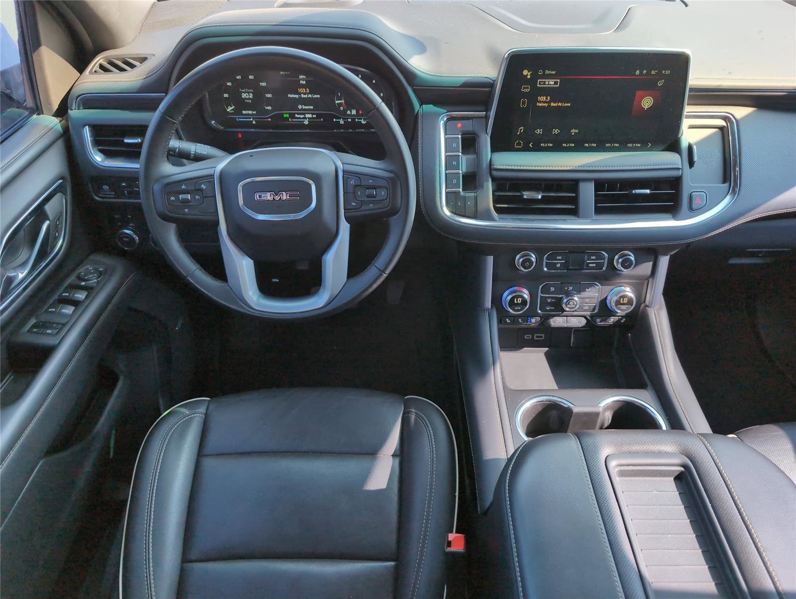 Used 2024 GMC Yukon XL SLT image 22