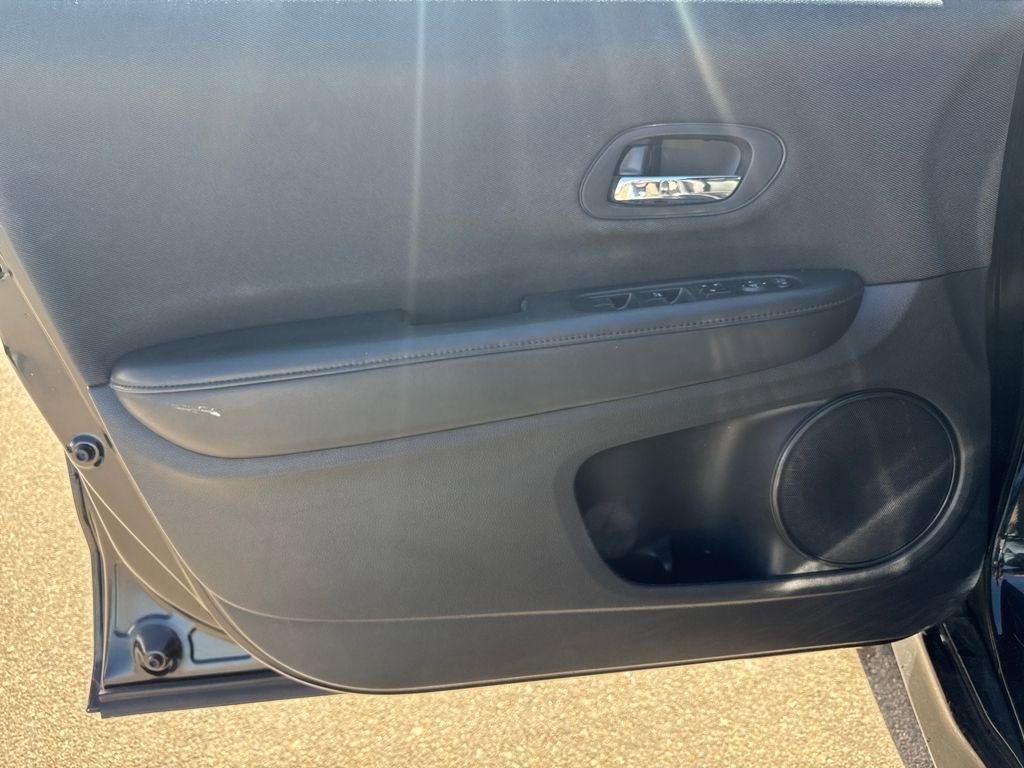 Used 2021 Honda HR-V Sport image 10