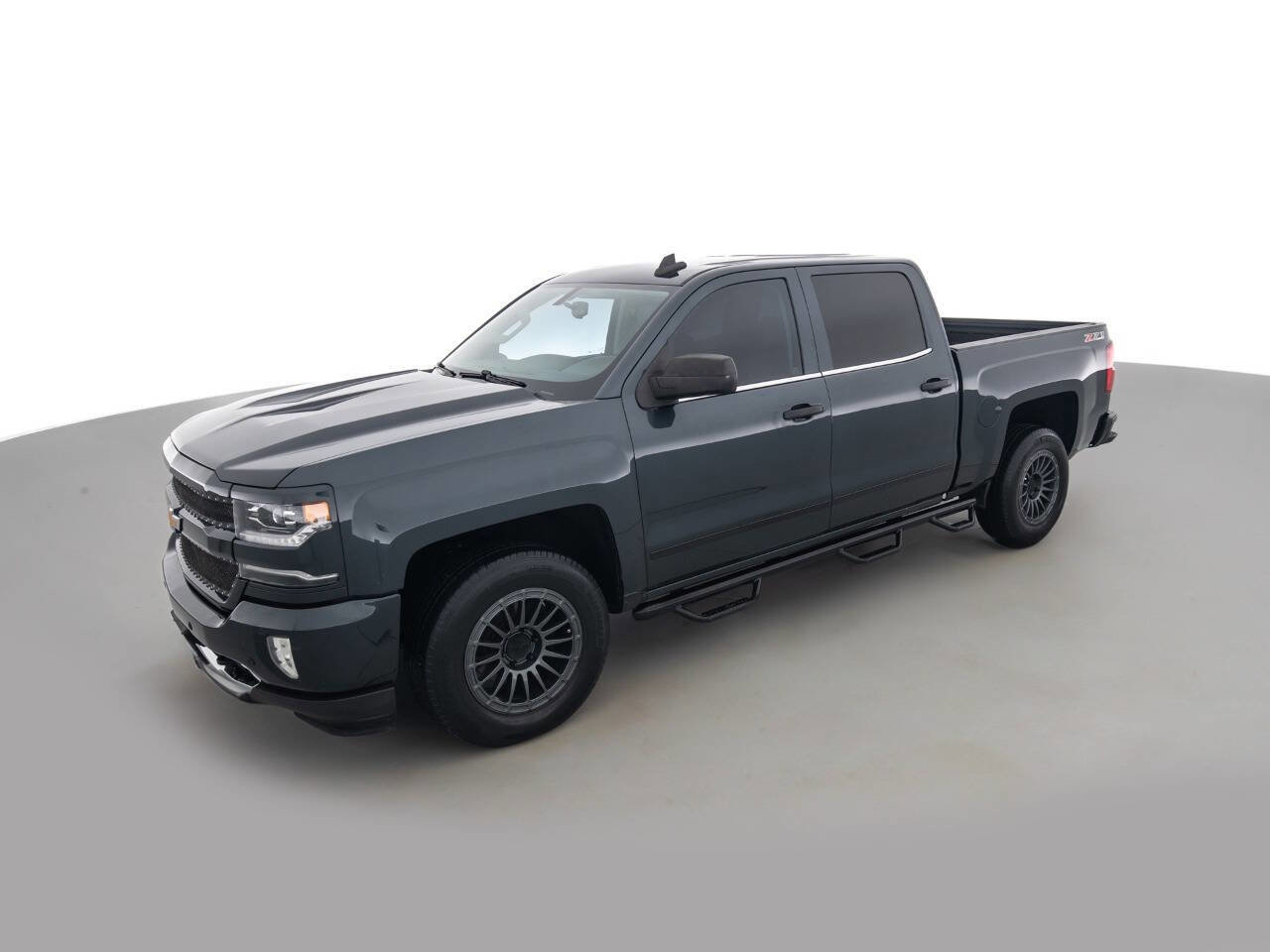 Used 2017 Chevrolet Silverado 1500 LTZ Z71 w/ LTZ Plus Package image 9
