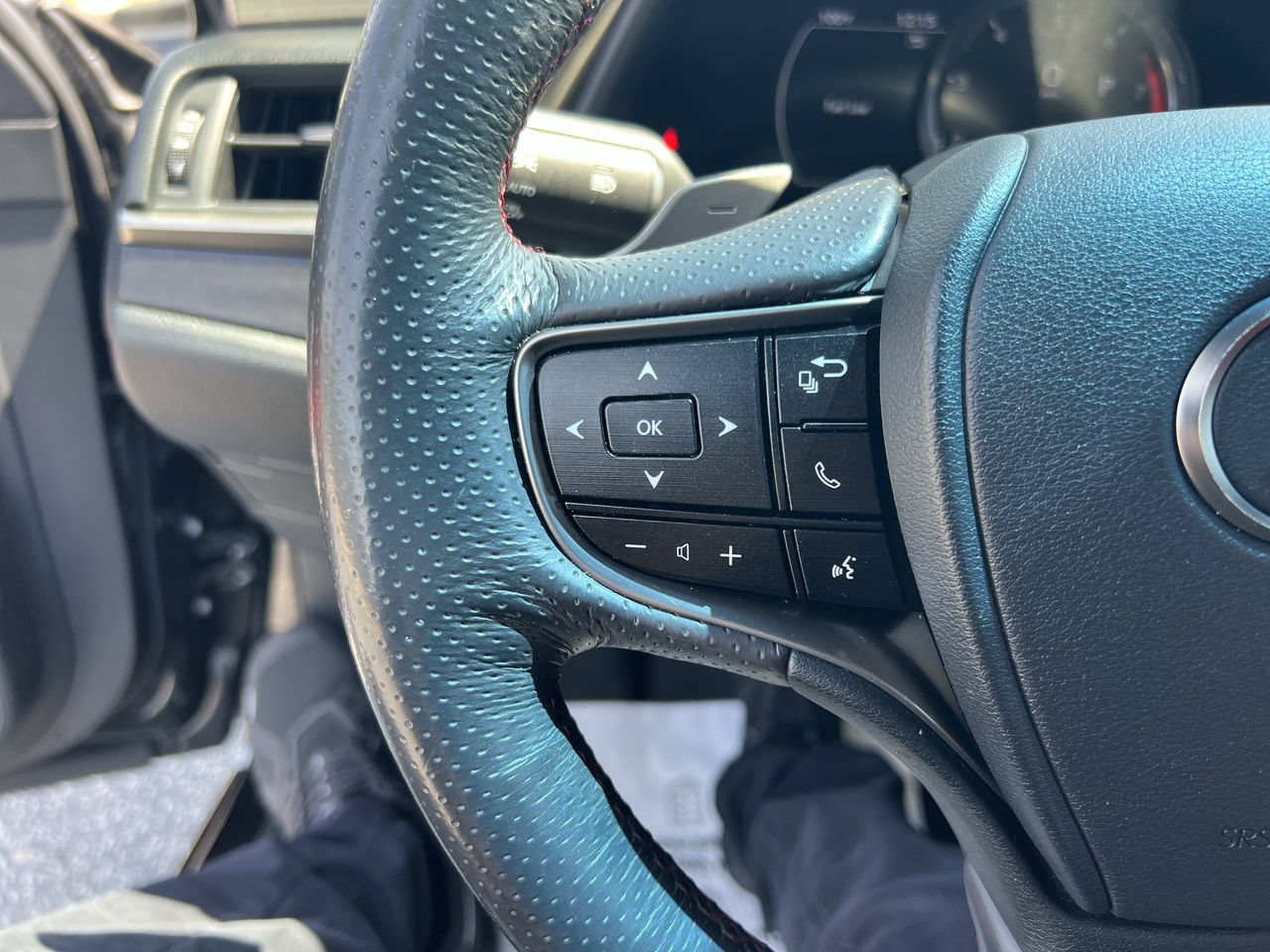 Used 2019 Lexus ES 350 F Sport w/ Accessory Package 2 FWD image 19