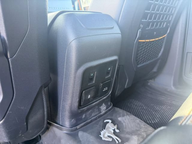 Used 2023 Ford Bronco Badlands AWD/4WD image 18