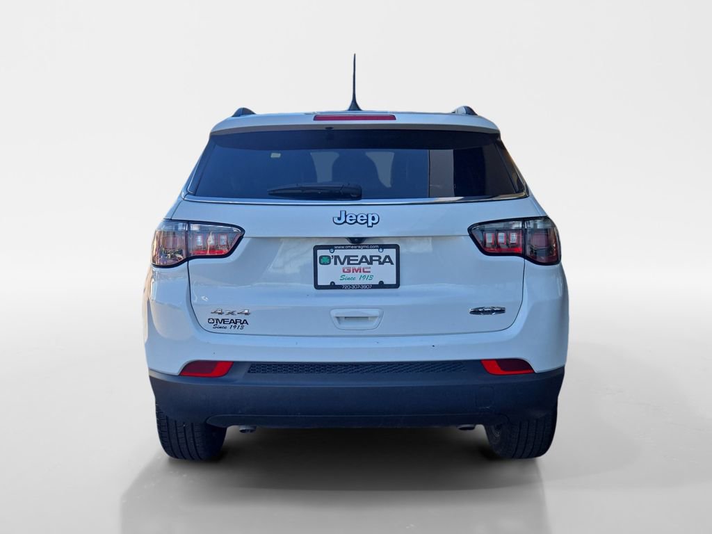 Used 2024 Jeep Compass Latitude image 4