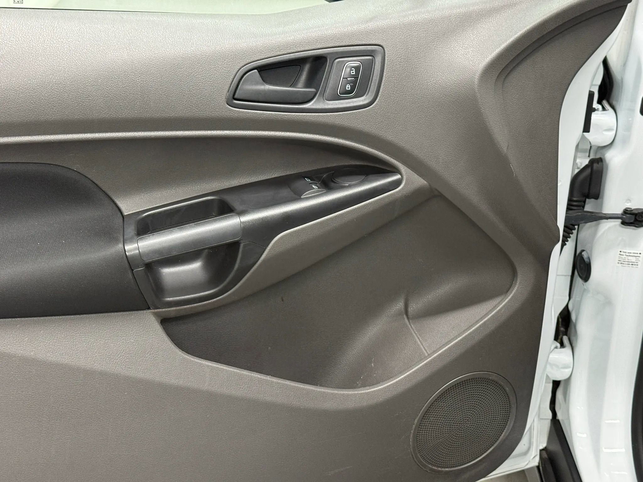 Used 2020 Ford Transit Connect XL image 16