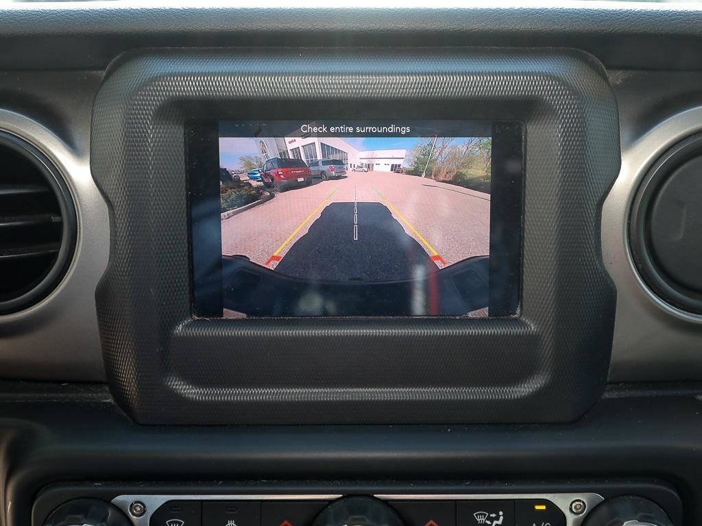 Used 2020 Jeep Gladiator Sport w/ Quick Order Package 24S image 18