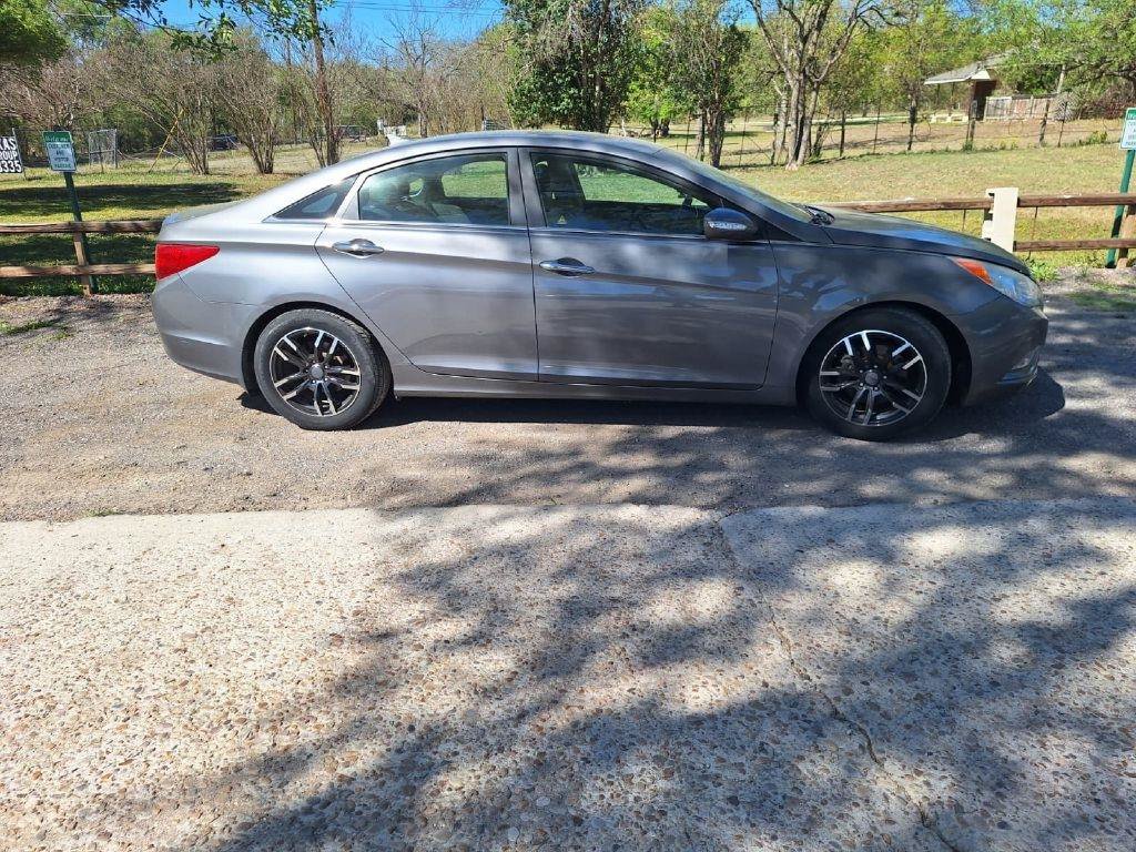 Used 2011 Hyundai Sonata Limited w/ Navigation Pkg 5 FWD image 36