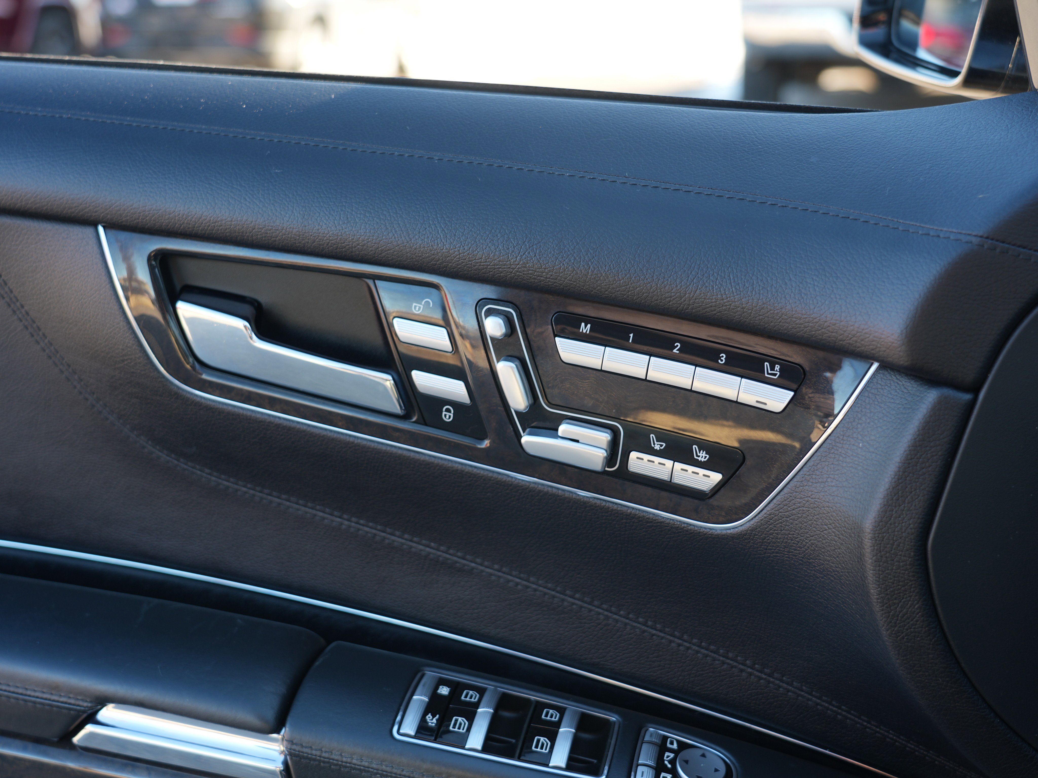 Used 2014 Mercedes-Benz CL 550 4MATIC image 22