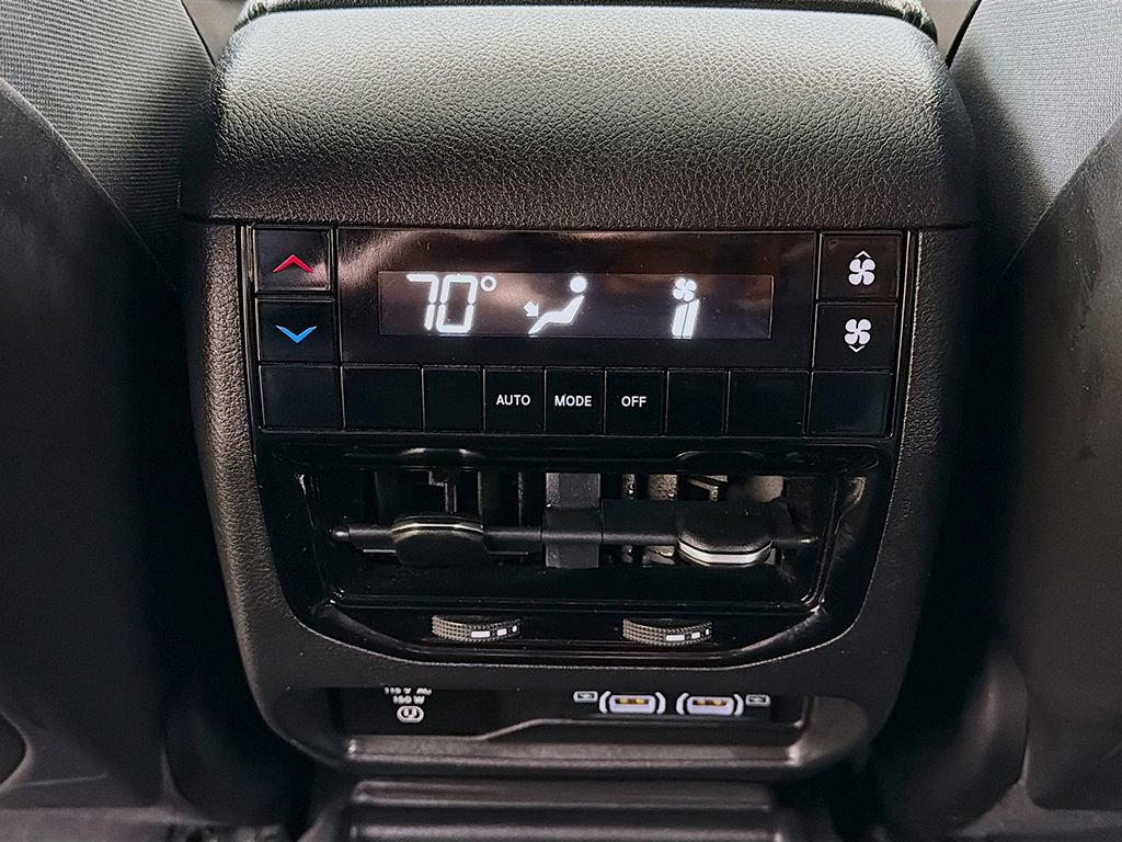 Used 2022 Jeep Grand Cherokee L Laredo image 39