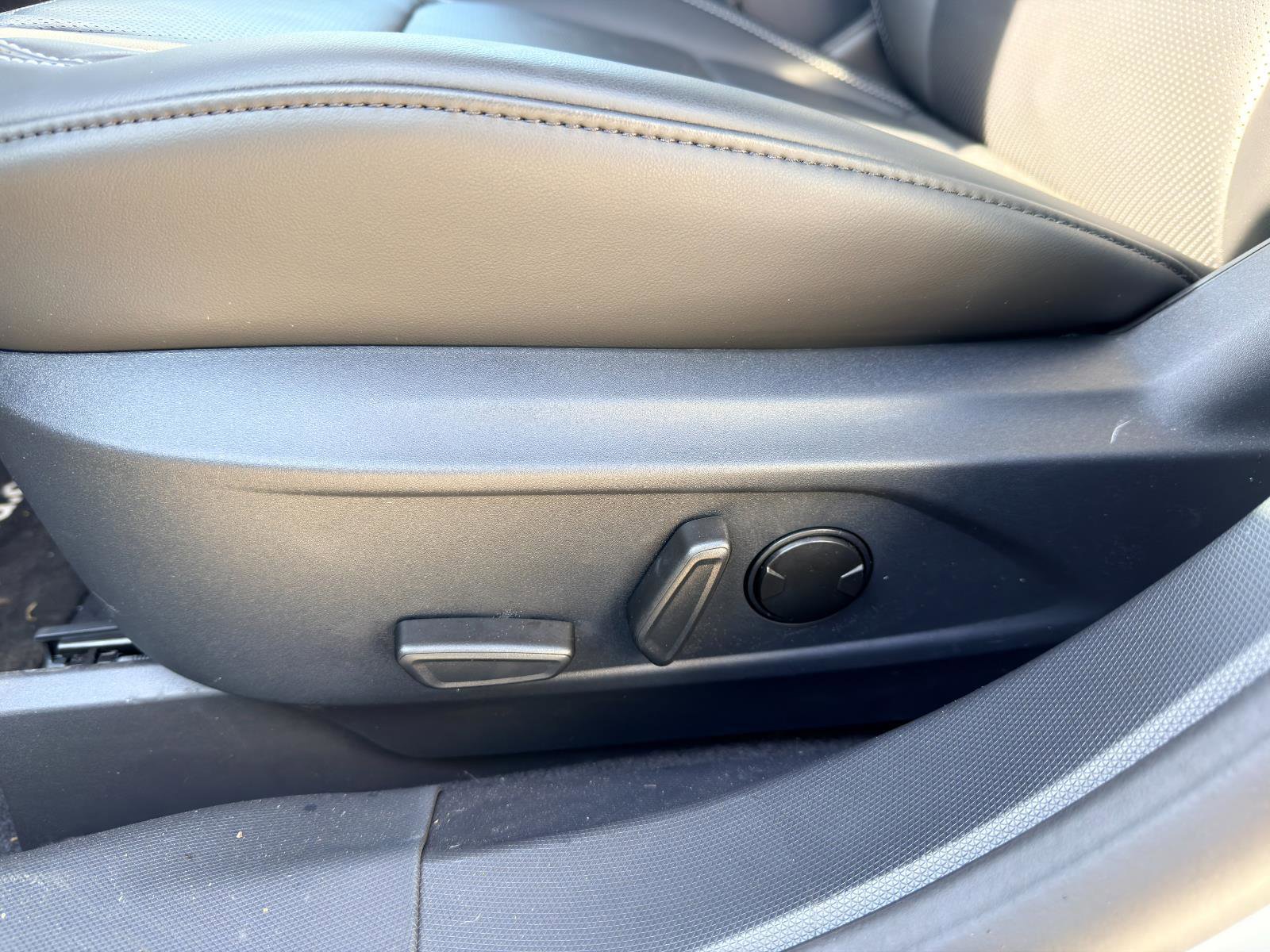 New 2025 Ford Mustang Mach-E Premium image 15