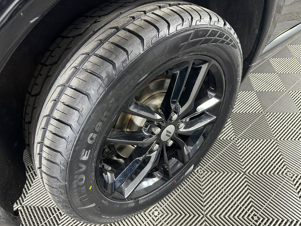 Used 2022 Dodge Durango GT image 22